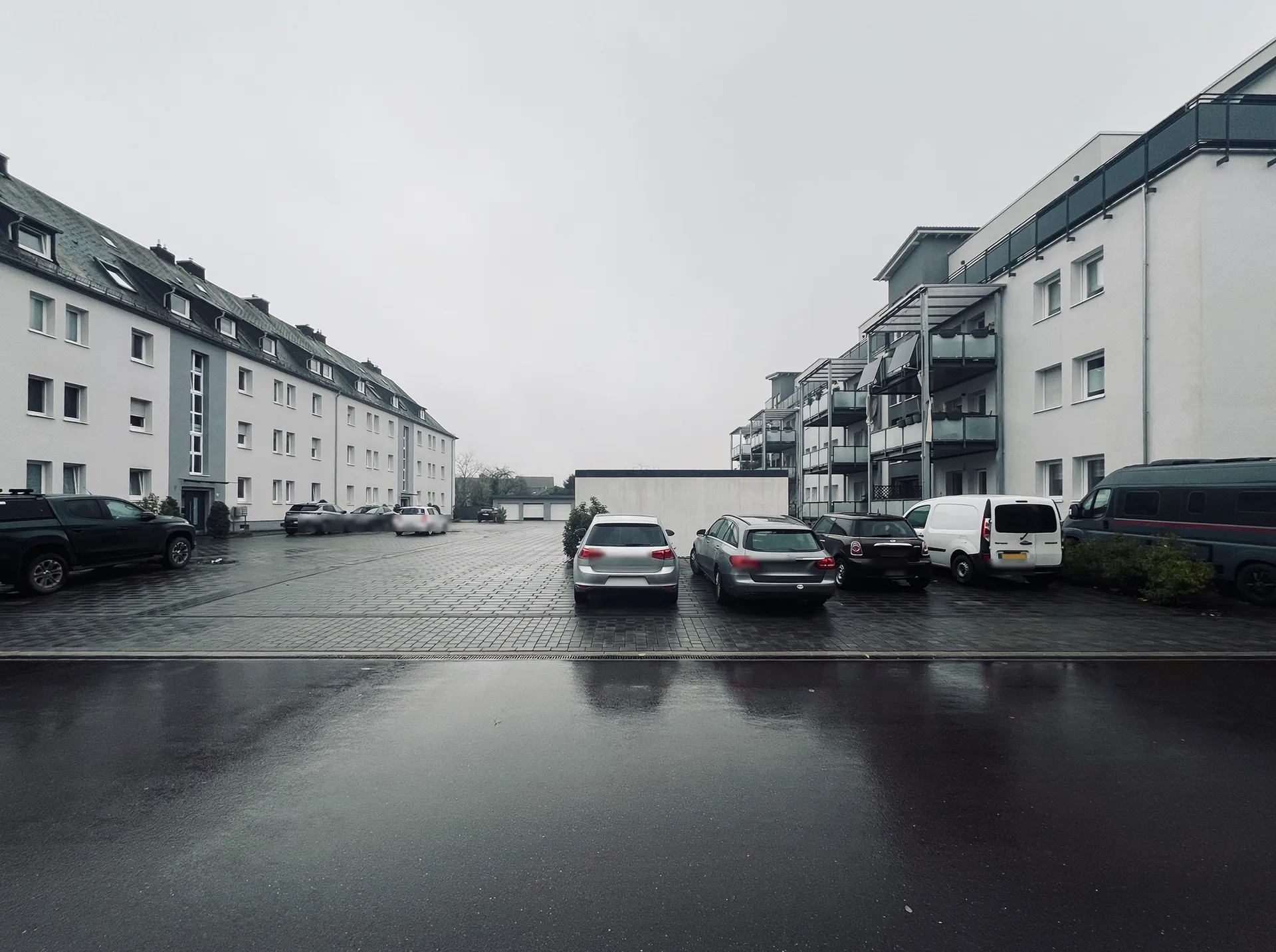 Saniertes Kasernengebäude „Ouran" in der Saarbrückerstraße, Cité Nord Saarburg