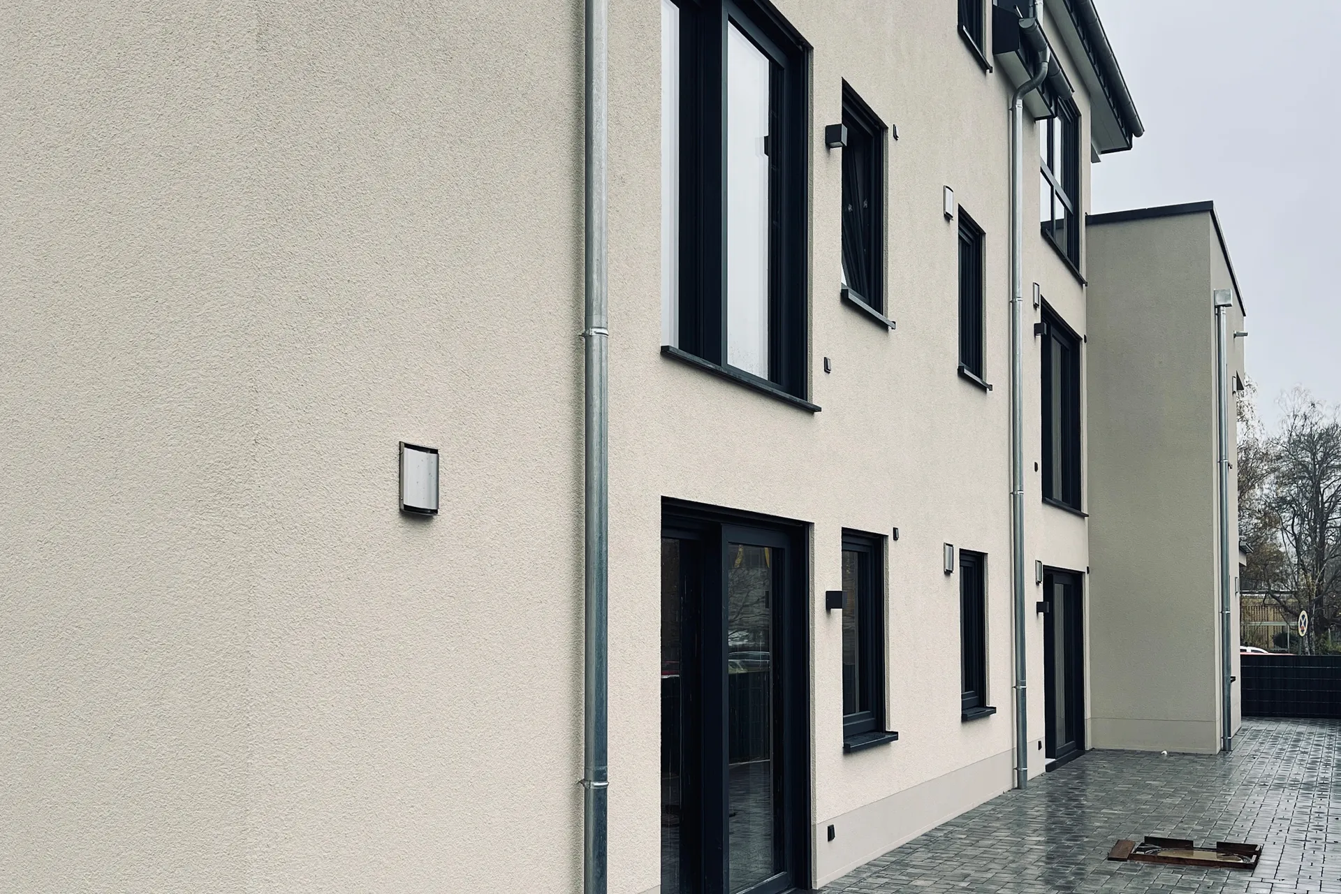 Wohnen am Park, Klosterstraße 25, Saarburg-Beurig: das fertiggestellte Gebäude (Foto 2026)